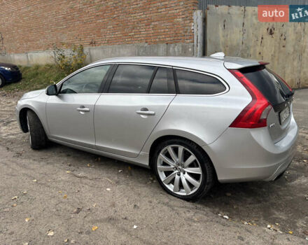 Серый Вольво B60, объемом двигателя 1.97 л и пробегом 242 тыс. км за 14400 $, фото 7 на Automoto.ua