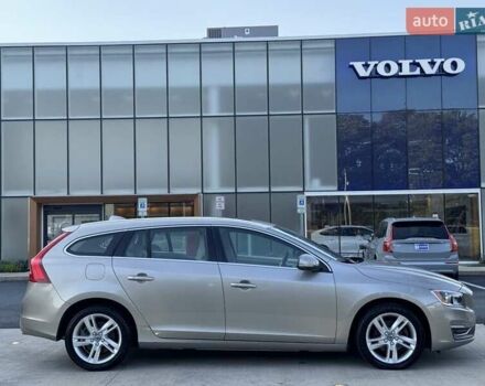 Серый Вольво B60, объемом двигателя 2 л и пробегом 131 тыс. км за 2300 $, фото 3 на Automoto.ua