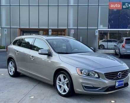 Серый Вольво B60, объемом двигателя 2 л и пробегом 131 тыс. км за 2300 $, фото 2 на Automoto.ua