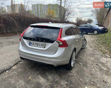 Серый Вольво B60, объемом двигателя 1.97 л и пробегом 242 тыс. км за 14400 $, фото 5 на Automoto.ua