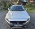Сірий Вольво B60, об'ємом двигуна 1.97 л та пробігом 215 тис. км за 12300 $, фото 1 на Automoto.ua