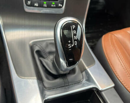 Серый Вольво B60, объемом двигателя 1.97 л и пробегом 242 тыс. км за 14400 $, фото 13 на Automoto.ua