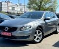 Серый Вольво B60, объемом двигателя 2 л и пробегом 263 тыс. км за 15599 $, фото 2 на Automoto.ua