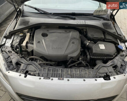 Серый Вольво B60, объемом двигателя 1.97 л и пробегом 210 тыс. км за 11888 $, фото 52 на Automoto.ua