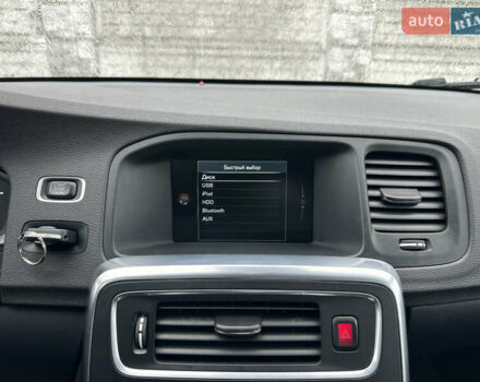 Серый Вольво B60, объемом двигателя 1.99 л и пробегом 241 тыс. км за 14400 $, фото 110 на Automoto.ua