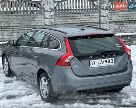 Серый Вольво B60, объемом двигателя 1.99 л и пробегом 241 тыс. км за 14400 $, фото 32 на Automoto.ua