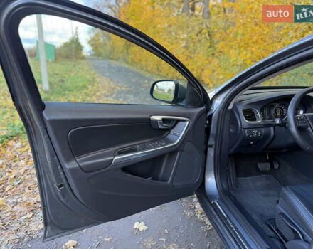 Сірий Вольво B60, об'ємом двигуна 1.97 л та пробігом 211 тис. км за 15700 $, фото 12 на Automoto.ua