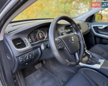 Сірий Вольво B60, об'ємом двигуна 1.97 л та пробігом 211 тис. км за 15700 $, фото 14 на Automoto.ua