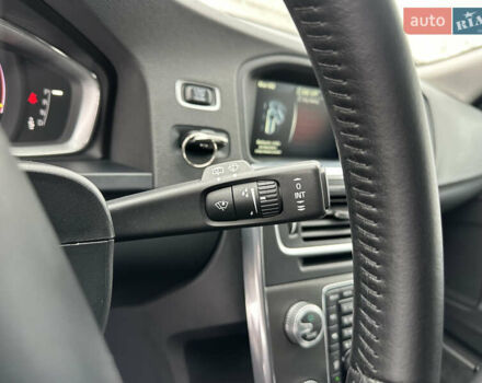 Серый Вольво B60, объемом двигателя 1.99 л и пробегом 241 тыс. км за 14400 $, фото 71 на Automoto.ua