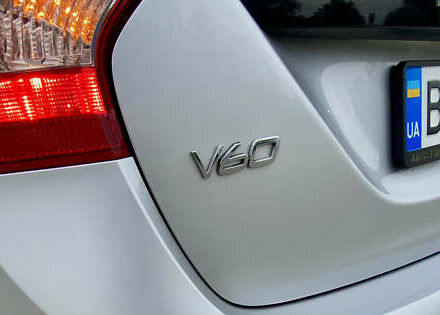 Серый Вольво B60, объемом двигателя 1.97 л и пробегом 210 тыс. км за 11888 $, фото 16 на Automoto.ua