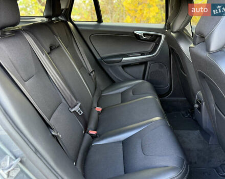 Сірий Вольво B60, об'ємом двигуна 1.97 л та пробігом 211 тис. км за 15700 $, фото 22 на Automoto.ua