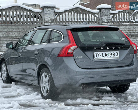 Серый Вольво B60, объемом двигателя 1.99 л и пробегом 241 тыс. км за 14400 $, фото 33 на Automoto.ua