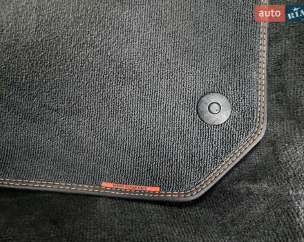 Серый Вольво B60, объемом двигателя 1.97 л и пробегом 210 тыс. км за 11888 $, фото 35 на Automoto.ua