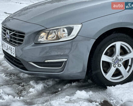 Серый Вольво B60, объемом двигателя 1.99 л и пробегом 241 тыс. км за 14400 $, фото 12 на Automoto.ua