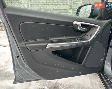 Серый Вольво B60, объемом двигателя 1.99 л и пробегом 241 тыс. км за 14400 $, фото 57 на Automoto.ua