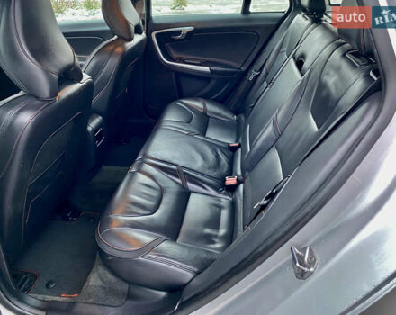 Серый Вольво B60, объемом двигателя 1.97 л и пробегом 210 тыс. км за 11888 $, фото 33 на Automoto.ua