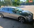 Сірий Вольво B60, об'ємом двигуна 2 л та пробігом 271 тис. км за 14300 $, фото 1 на Automoto.ua