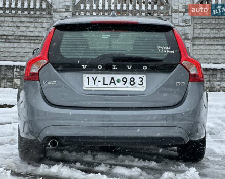 Серый Вольво B60, объемом двигателя 1.99 л и пробегом 241 тыс. км за 14400 $, фото 31 на Automoto.ua