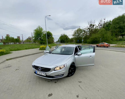 Серый Вольво B60, объемом двигателя 1.97 л и пробегом 210 тыс. км за 11888 $, фото 3 на Automoto.ua