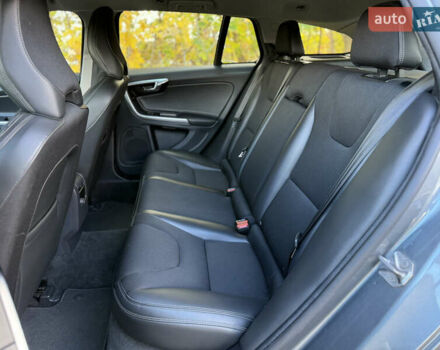 Сірий Вольво B60, об'ємом двигуна 1.97 л та пробігом 211 тис. км за 15700 $, фото 18 на Automoto.ua