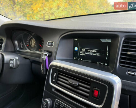 Сірий Вольво B60, об'ємом двигуна 1.97 л та пробігом 211 тис. км за 15700 $, фото 30 на Automoto.ua