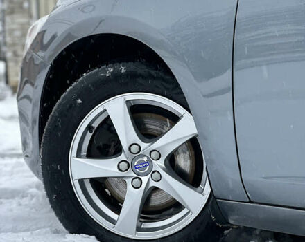 Серый Вольво B60, объемом двигателя 1.99 л и пробегом 241 тыс. км за 14400 $, фото 23 на Automoto.ua