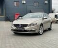Сірий Вольво B60, об'ємом двигуна 2 л та пробігом 148 тис. км за 13900 $, фото 1 на Automoto.ua