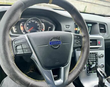 Серый Вольво B60, объемом двигателя 2 л и пробегом 230 тыс. км за 14500 $, фото 13 на Automoto.ua