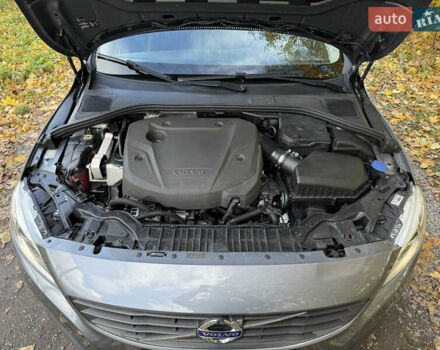 Сірий Вольво B60, об'ємом двигуна 1.97 л та пробігом 211 тис. км за 15700 $, фото 34 на Automoto.ua