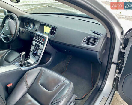 Серый Вольво B60, объемом двигателя 1.97 л и пробегом 210 тыс. км за 11888 $, фото 46 на Automoto.ua