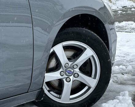 Серый Вольво B60, объемом двигателя 1.99 л и пробегом 241 тыс. км за 14400 $, фото 13 на Automoto.ua