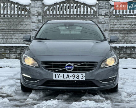 Серый Вольво B60, объемом двигателя 1.99 л и пробегом 241 тыс. км за 14400 $, фото 1 на Automoto.ua