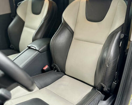 Серый Вольво B60, объемом двигателя 1.97 л и пробегом 142 тыс. км за 15990 $, фото 41 на Automoto.ua