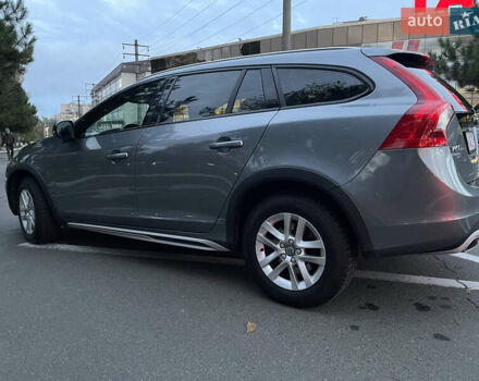 Вольво B60 2017 в Одессе на Automoto.ua Серый Вольво B60, объемом двигателя 1.97 л и пробегом 200 тыс. км за 14800 $, фото 4 на Automoto.ua