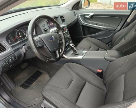 Серый Вольво B60, объемом двигателя 1.97 л и пробегом 214 тыс. км за 13700 $, фото 36 на Automoto.ua