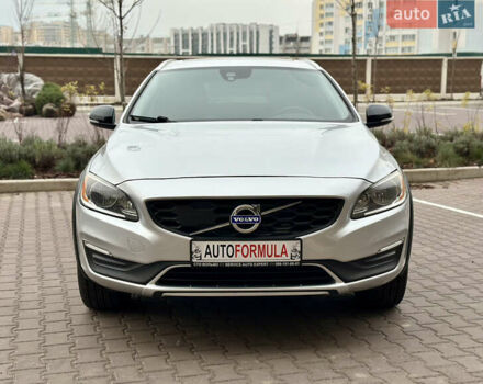 Серый Вольво B60, объемом двигателя 1.97 л и пробегом 142 тыс. км за 15990 $, фото 2 на Automoto.ua