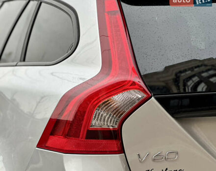 Серый Вольво B60, объемом двигателя 1.97 л и пробегом 142 тыс. км за 15990 $, фото 17 на Automoto.ua