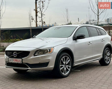 Серый Вольво B60, объемом двигателя 1.97 л и пробегом 142 тыс. км за 15990 $, фото 3 на Automoto.ua