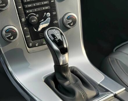 Серый Вольво B60, объемом двигателя 2 л и пробегом 68 тыс. км за 8600 $, фото 9 на Automoto.ua