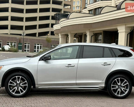 Серый Вольво B60, объемом двигателя 1.97 л и пробегом 142 тыс. км за 15990 $, фото 10 на Automoto.ua