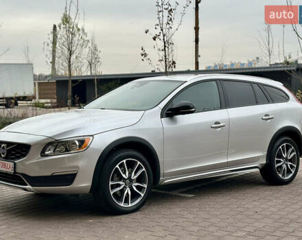 Серый Вольво B60, объемом двигателя 1.97 л и пробегом 142 тыс. км за 15990 $, фото 4 на Automoto.ua
