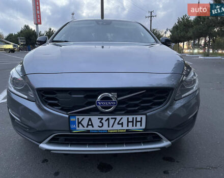 Вольво B60 2017 в Одессе на Automoto.ua Серый Вольво B60, объемом двигателя 1.97 л и пробегом 200 тыс. км за 14800 $, фото 1 на Automoto.ua