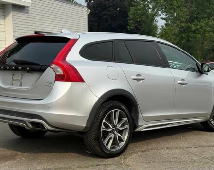 Серый Вольво B60, объемом двигателя 2 л и пробегом 68 тыс. км за 8600 $, фото 3 на Automoto.ua