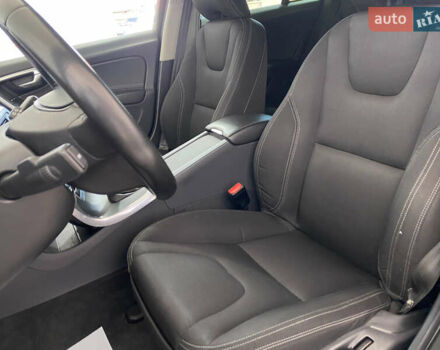 Серый Вольво B60, объемом двигателя 0 л и пробегом 207 тыс. км за 16950 $, фото 6 на Automoto.ua