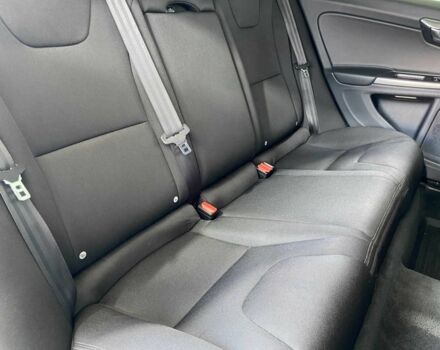 Серый Вольво B60, объемом двигателя 2 л и пробегом 207 тыс. км за 16950 $, фото 9 на Automoto.ua