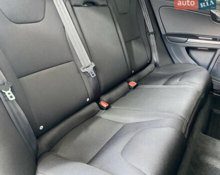 Серый Вольво B60, объемом двигателя 0 л и пробегом 207 тыс. км за 16950 $, фото 21 на Automoto.ua