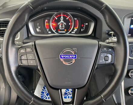 Серый Вольво B60, объемом двигателя 0 л и пробегом 207 тыс. км за 16950 $, фото 7 на Automoto.ua