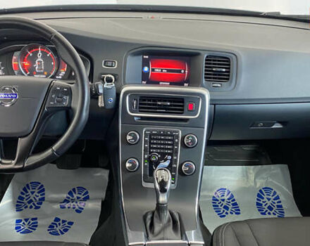 Серый Вольво B60, объемом двигателя 0 л и пробегом 207 тыс. км за 16950 $, фото 18 на Automoto.ua