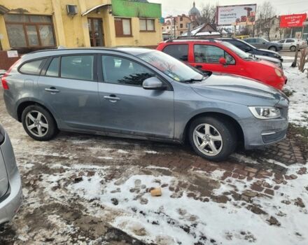 Серый Вольво B60, объемом двигателя 2 л и пробегом 135 тыс. км за 14153 $, фото 2 на Automoto.ua