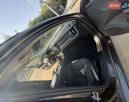 Вольво B60 2019 в Львове на Automoto.ua Серый Вольво B60, объемом двигателя 2 л и пробегом 132 тыс. км за 26990 $, фото 22 на Automoto.ua